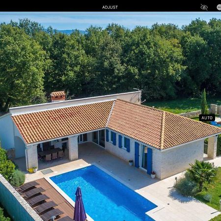 Villa Blanca With A Heated Private Pool Ruzici  外观 照片