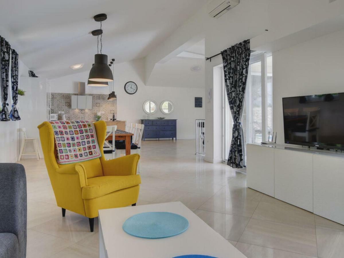 Villa Blanca With A Heated Private Pool Ruzici  外观 照片